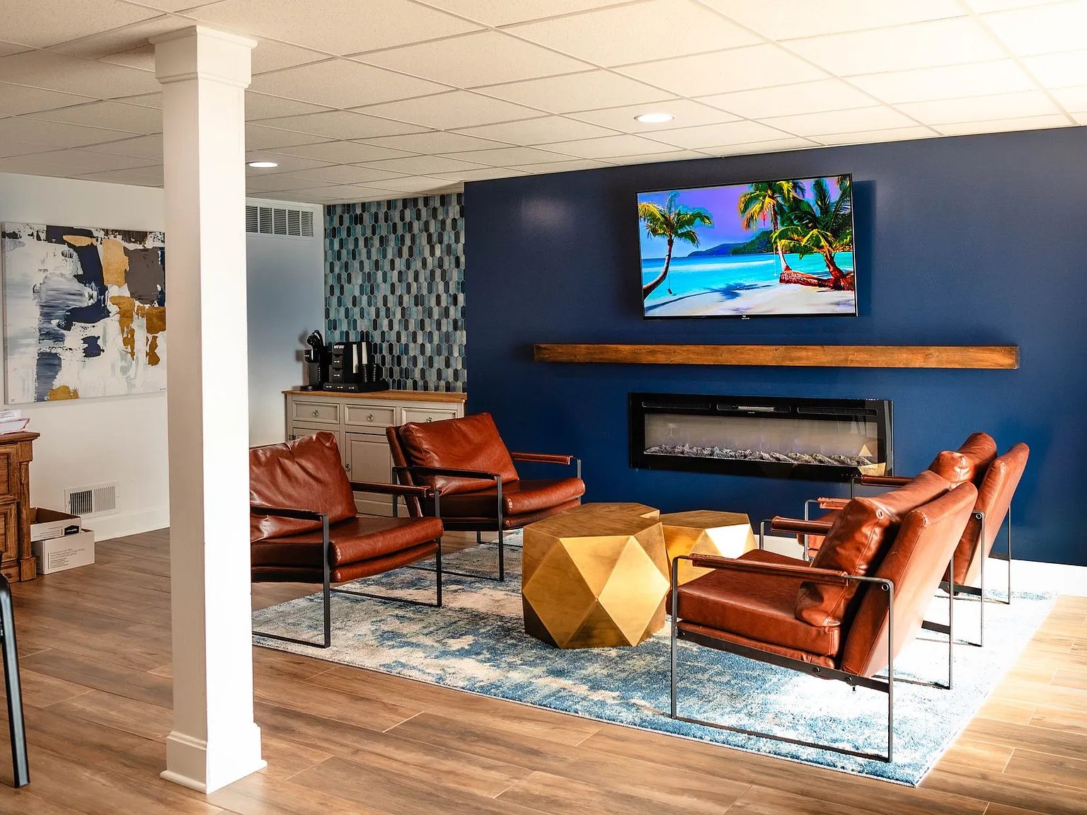 Pet-Friendly Apartments in Shawnee, KS Near Kansas City — Photo 2