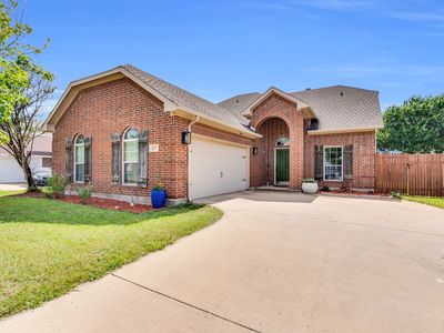 107 Oak Hollow Ln, Red Oak, TX, 75154