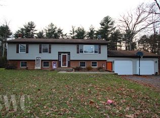 127 E Haven Pines Rd, Mill Hall, PA 17751