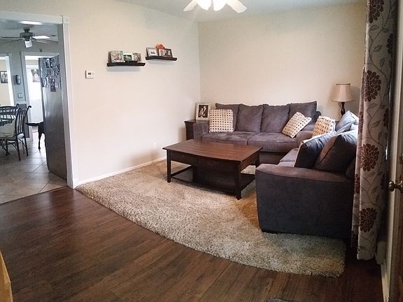 2nd image of 524 Richfield Ave