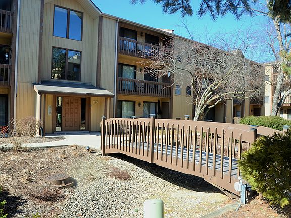 2nd image of 115 Olesen Dr APT 1H