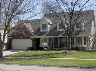 3028 Ashbury Dr, Naperville, IL