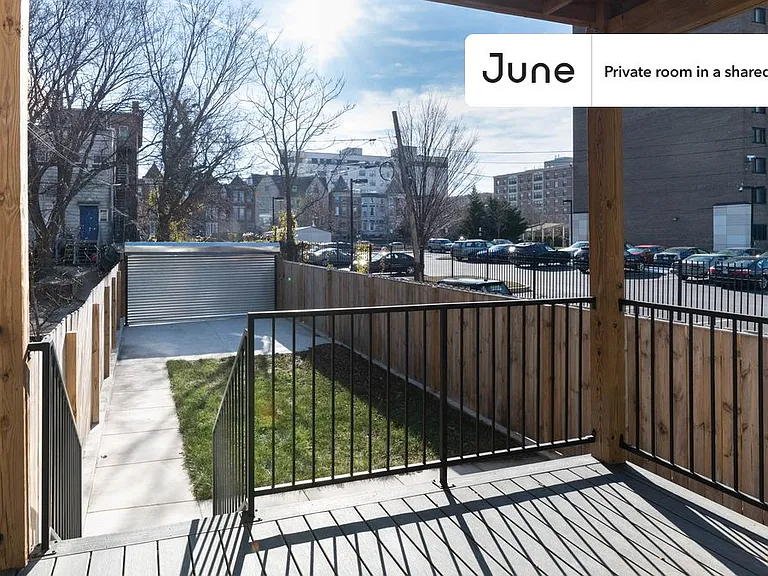 1340 Harvard St NW #C — Photo 21