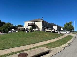 8703 NW 82nd Ter, Kansas City, MO 64152
