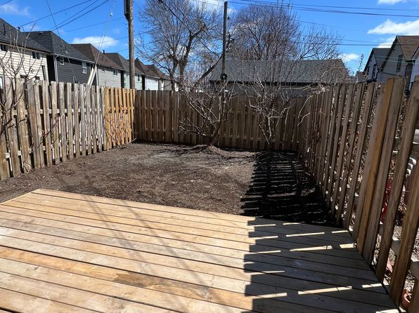 396 Emerald St N, Hamilton, ON L8L 5L9