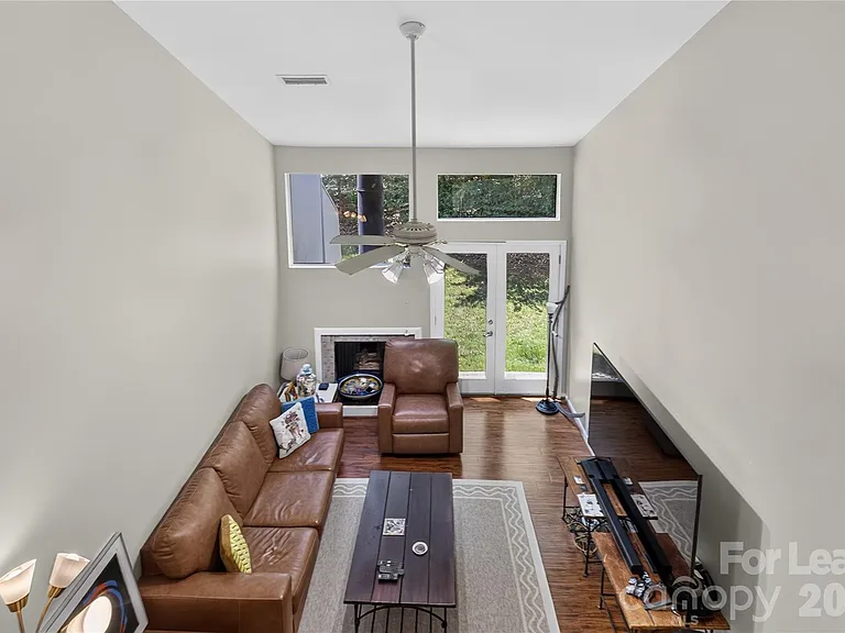 185 Riverview Ter — Photo 12