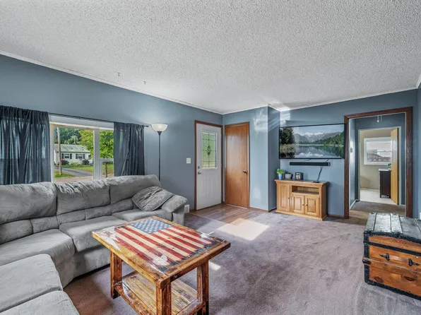 7516 59th Pl N, Crystal, MN 55428