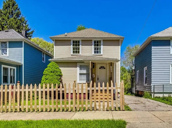 532 George Ave, Waukegan, IL 60085