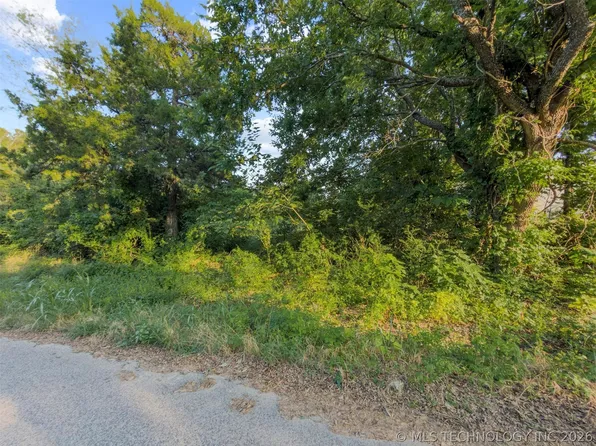 LOT 9 Kewanee St, Healdton, OK 73438