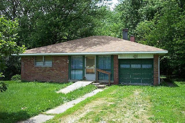 1st image of 1724 S Sloan Ave