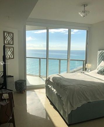 5th image of 16699 Collins Ave APT 1810