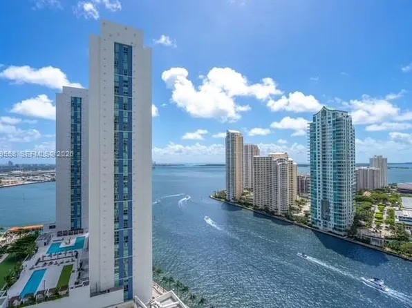 300 S Biscayne Blvd, Miami, FL