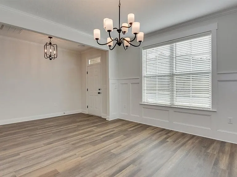 1011 Spotswood Cir — Photo 28