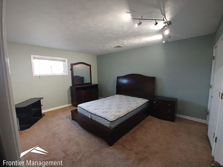 2417 Galloway Dr — Photo 8