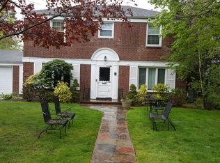 39 Stevens Pl, Lawrence, NY 11559
