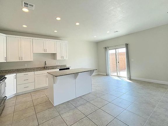 4th image of 3971 Bella Vista Dr