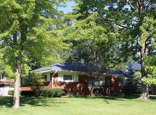 530 Cambridge Dr, Muskegon, MI