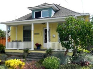 2522 West St, Bellingham, WA 98225