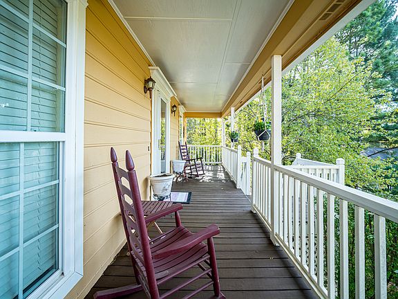 5th image of 1894 Falcon Wood Way