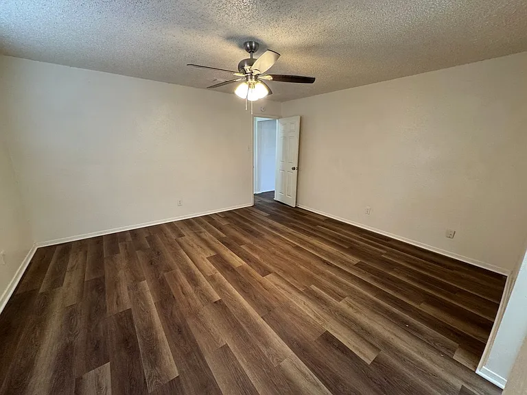 6225 Stardust Dr S — Photo 19