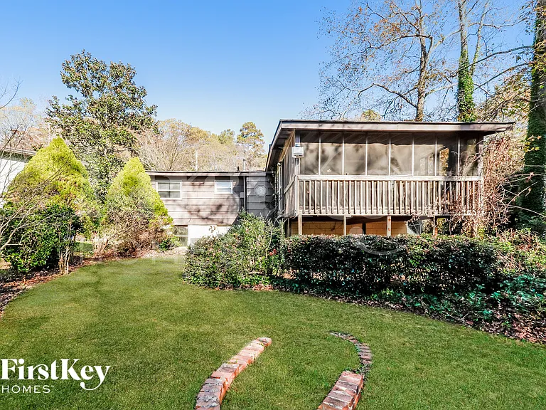 3085 Piper Dr — Photo 18