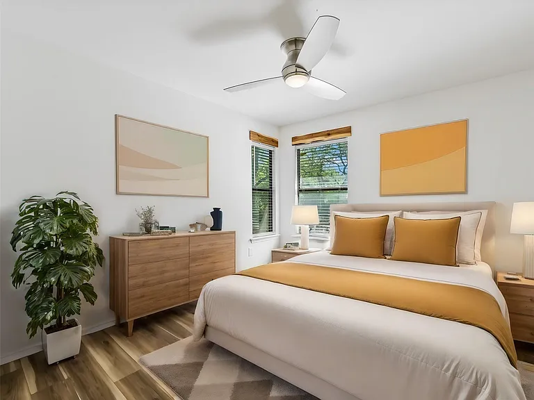 2712 Geronimo Trl — Photo 18