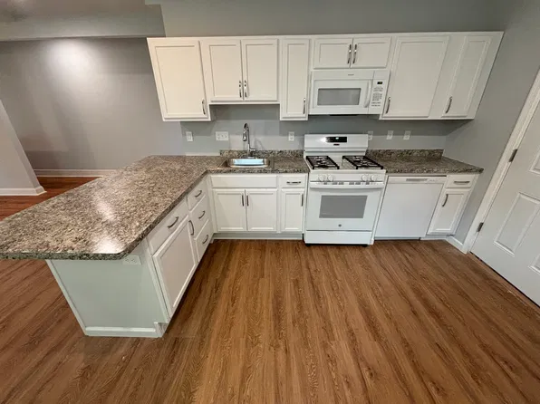 Teresa Apartments of Waterbury, CT, 1615 E Main St #2d016c26c, Waterbury, CT 06705