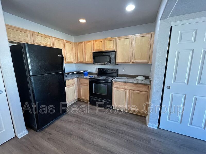 1st image of 5870 Ceylon St #D-109