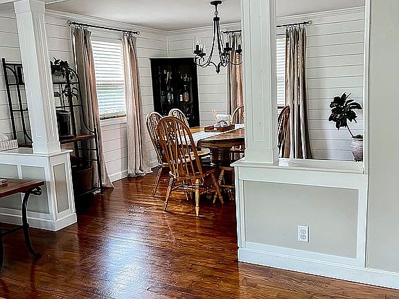 3rd image of 3088 Venture Ln
