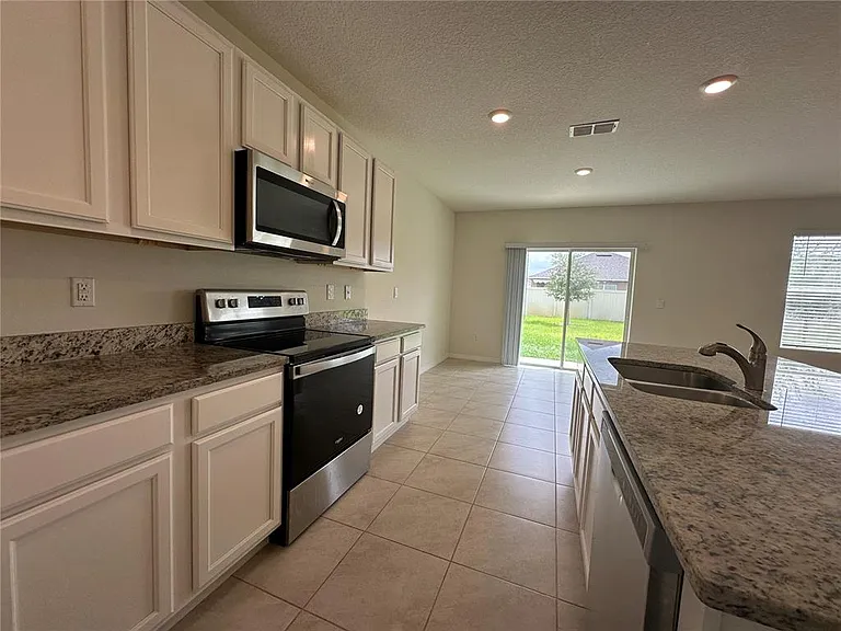 5740 Sunbonnet Way — Photo 15
