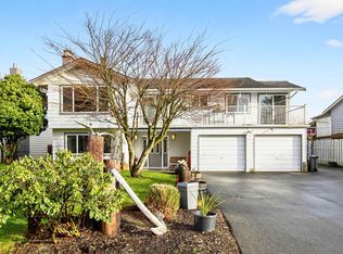 11570 196b St, Pitt Meadows, BC V3Y 1P2