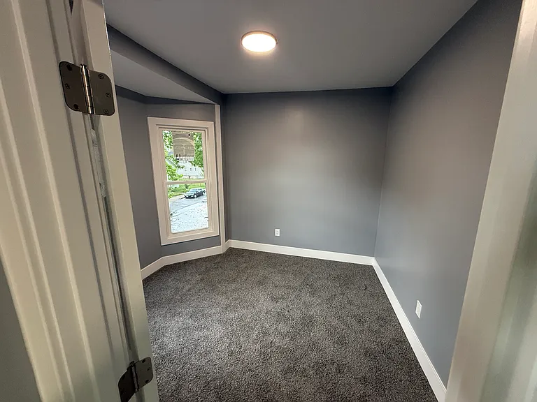 20 Carroll St #3 — Photo 6