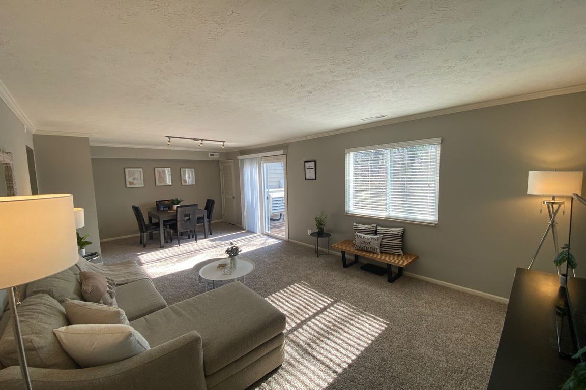 250 / 251 Great Room