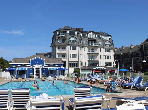 790 Front #3, Petoskey, MI 49770
