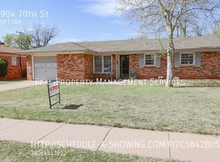 1904 70th St, Lubbock, TX 79412