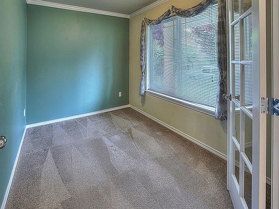 4th image of 2848 Hannen St