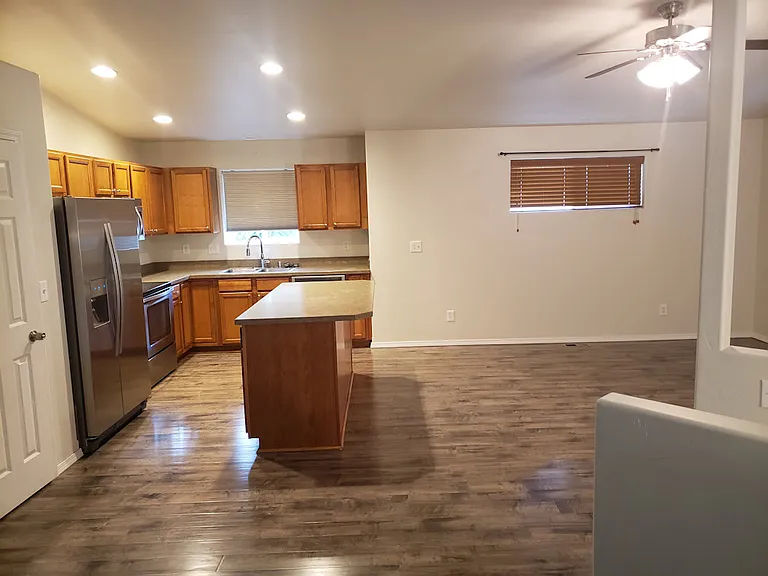 10 Carnegie Dr — Photo 5
