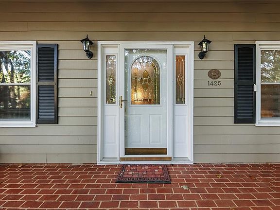 5th image of 1425 Trailwood Ln