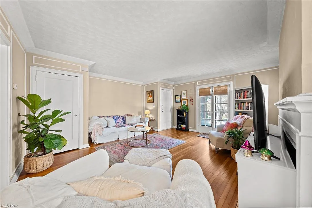 4 bed, 2.5 bath, 1850 sqft, $1,850 — Photo 3