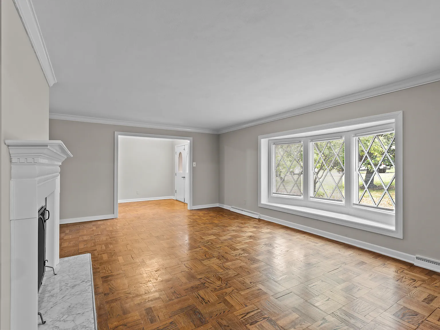 3 bed, 2172 sqft, $3,600 — Photo 3