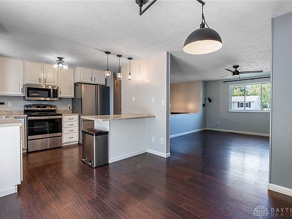 4th image of 3056 Dorf Dr