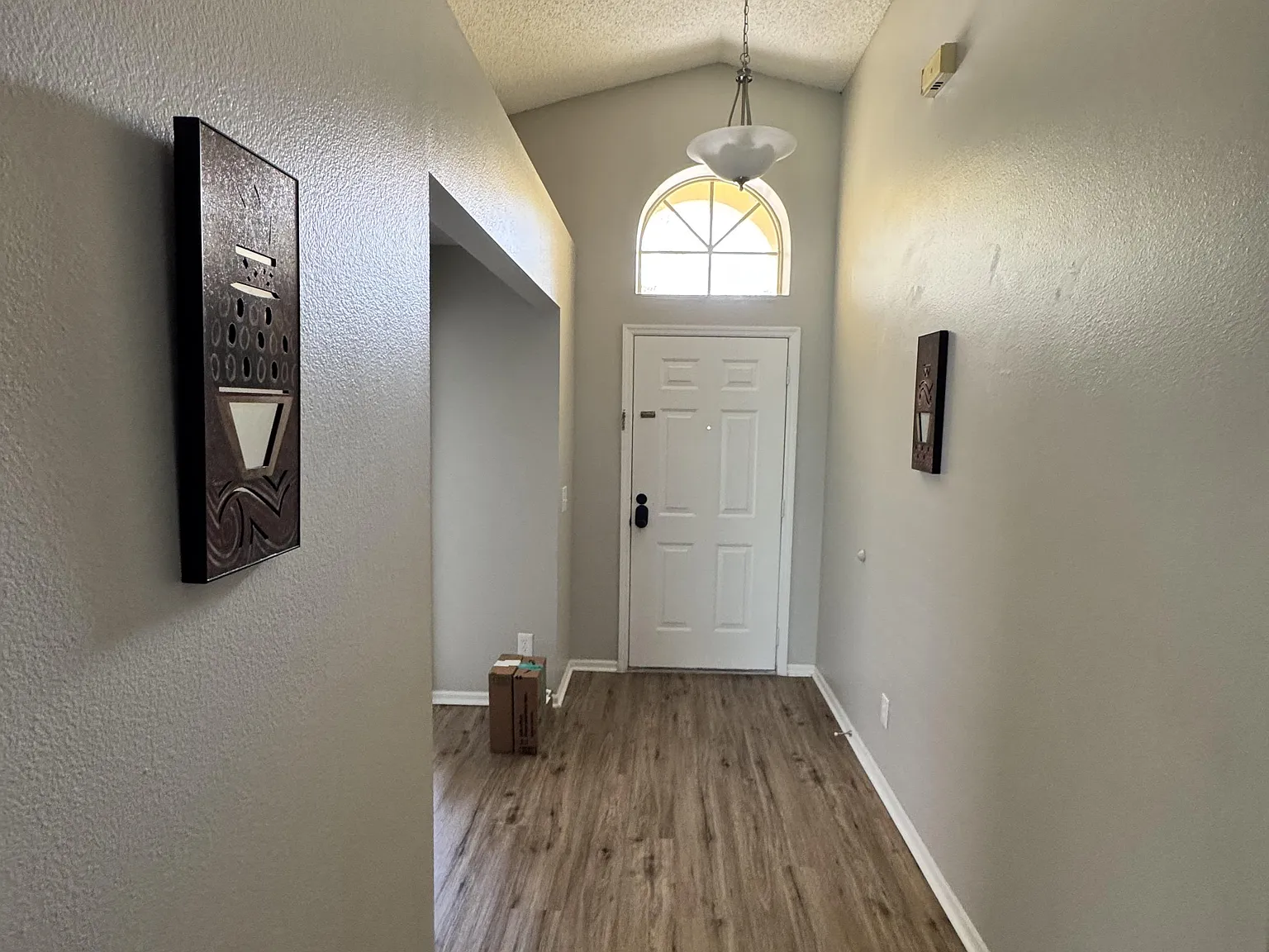 4 bed, 2.0 bath, 1244 sqft, $892 — Photo 4