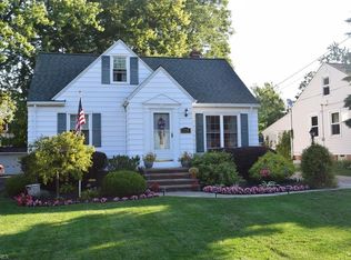 1735 Maple St, Wickliffe, OH 44092