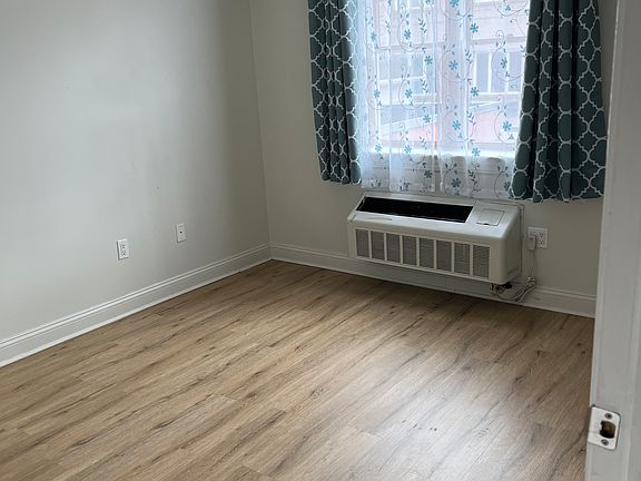 3rd image of 8515 120th St #2H