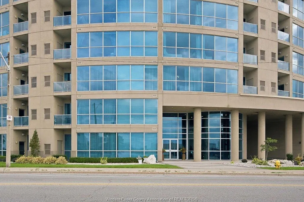 2 bed, 2.0 bath, $2,800 — Photo 1
