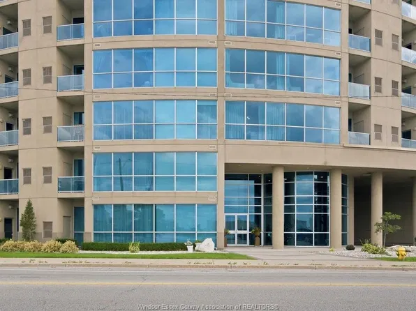 1225 Riverside Dr W #601, Windsor, ON N9A 0A2