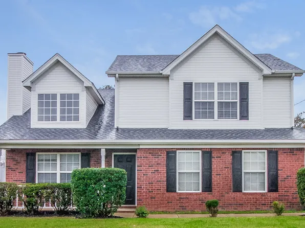 1718 Chris Dr, La Vergne, TN 37086