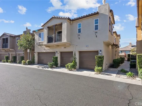 28421 Santa Rosa Ln, Santa Clarita, CA 91350