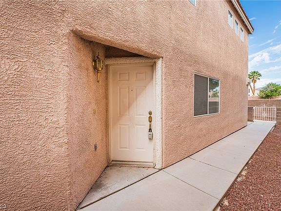 4th image of 3226 Sunrise Cove Ave