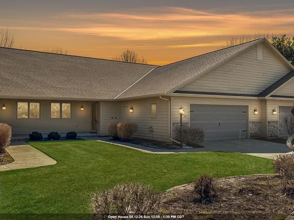 425 Brookview Dr, Luxemburg, WI 54217
